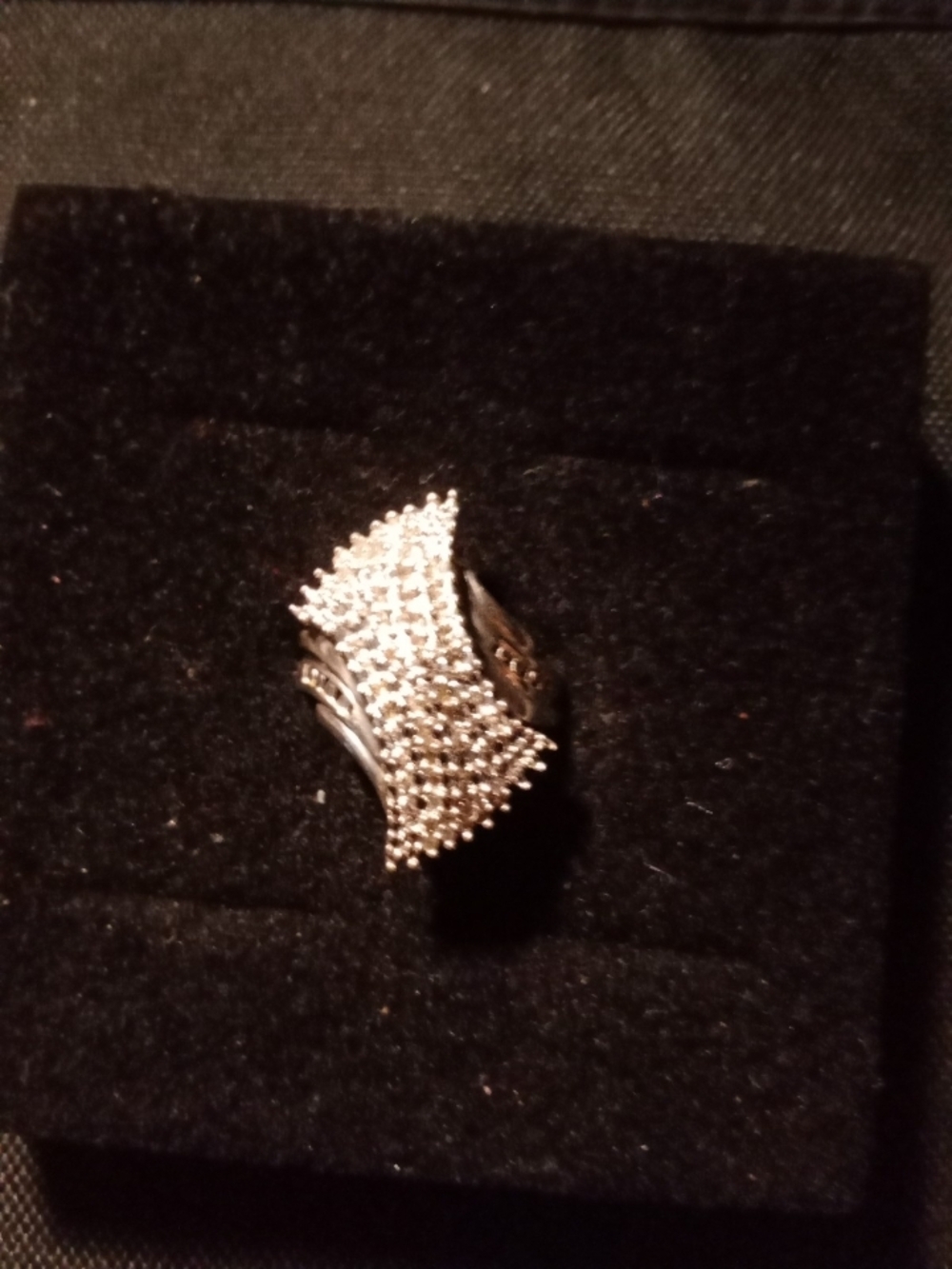 Pavé Wave Crystal Ring in Silver Tone